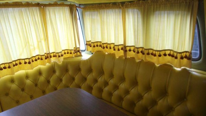 Необычный американский дом на колесах 70-х годов