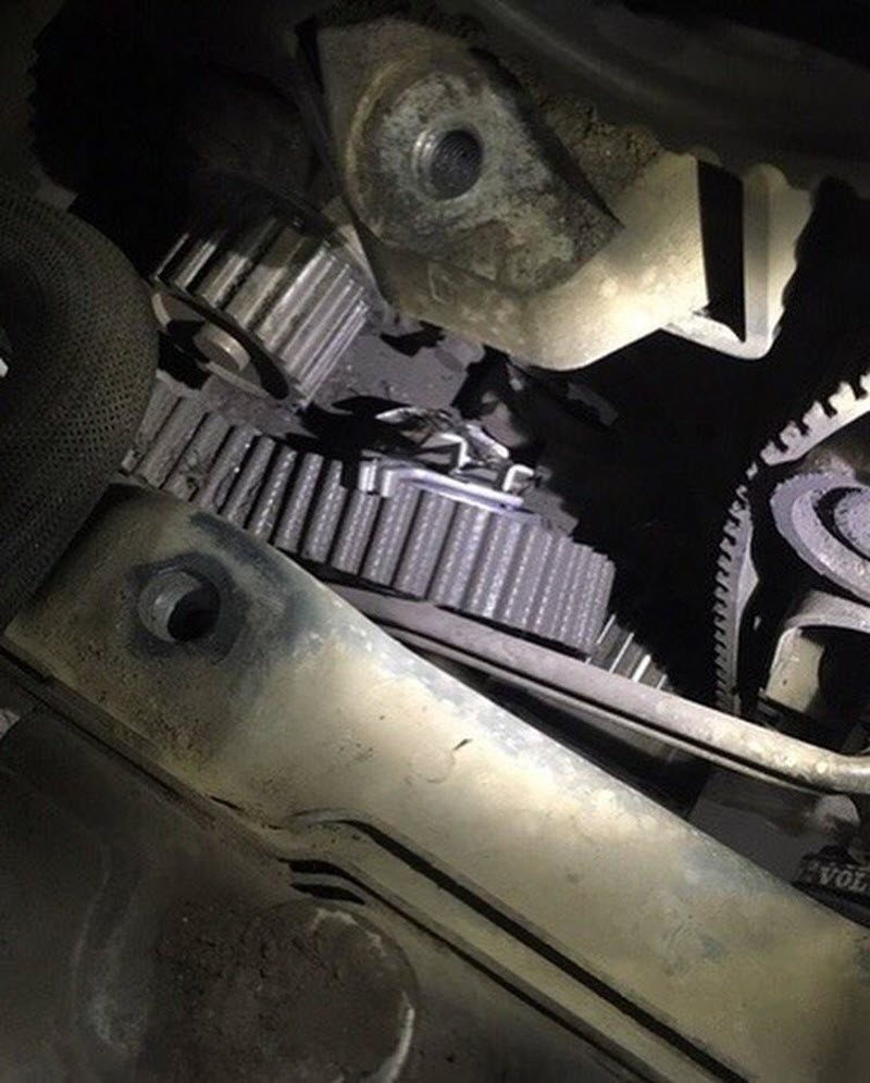 Механики забыли под капотом тряпку и что из этого вышло