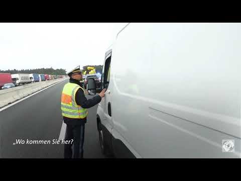 Идем, я покажу тебе мёртвых людей!