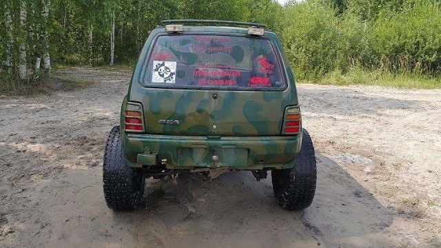 Эксперимент: что будет, если скрестить маленькую "Оку" и "Ниву"