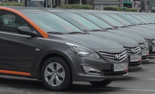 Клиент каршеринга заменил в автомобиле руль и сиденья    