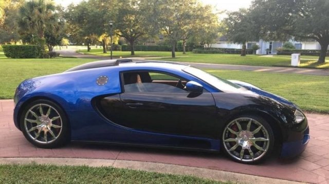 "Bugatti Veyron" продают в 20 раз дешевле оригинала