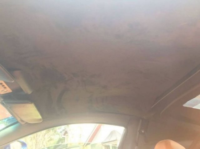 "Bugatti Veyron" продают в 20 раз дешевле оригинала