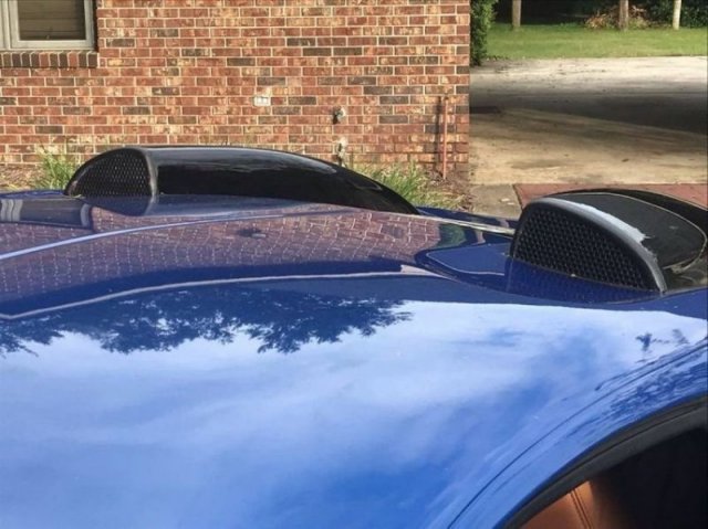 "Bugatti Veyron" продают в 20 раз дешевле оригинала