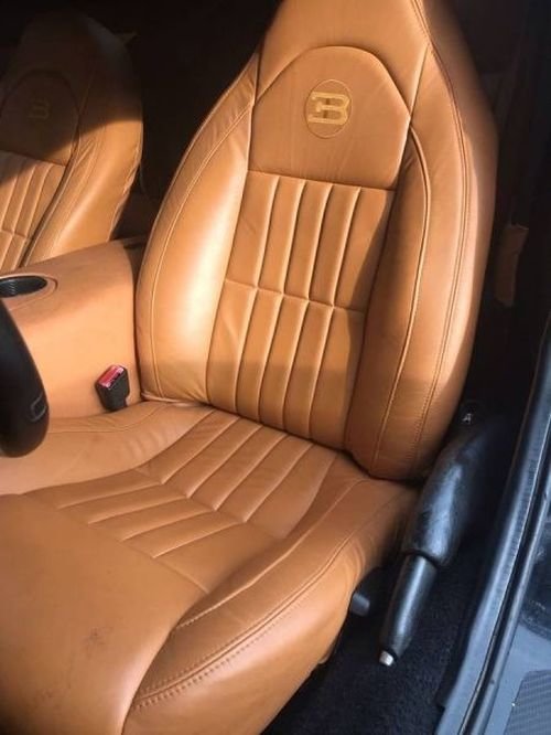 "Bugatti Veyron" продают в 20 раз дешевле оригинала