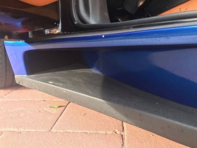 "Bugatti Veyron" продают в 20 раз дешевле оригинала