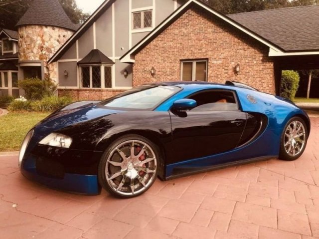 "Bugatti Veyron" продают в 20 раз дешевле оригинала