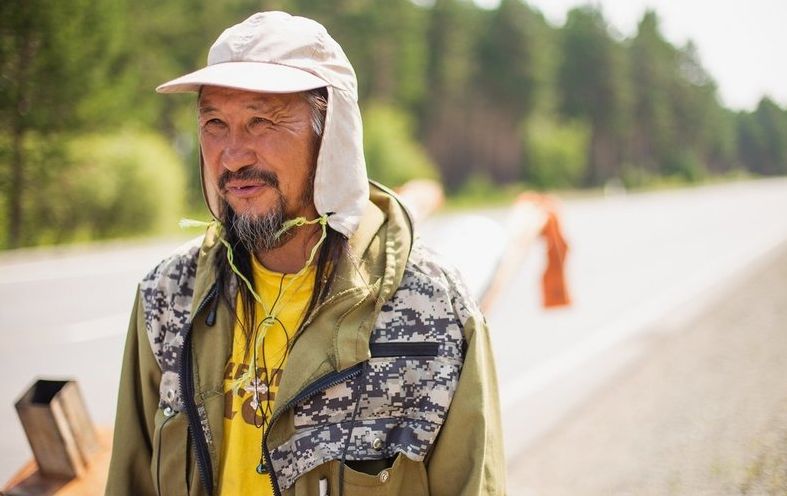 Шамана, который шел в Москву «изгонять Путина», отправили в психбольницу