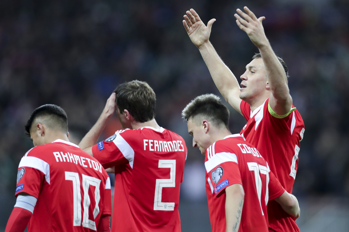 Сборная России обыграла Шотландию и почти отобралась на Евро-2020