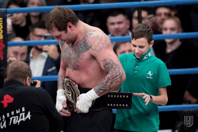 Александр Емельяненко VS Михаил Кокляев