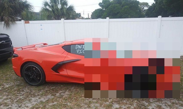 Владелец нового Corvette C8 разбил машину на следующий день после покупки