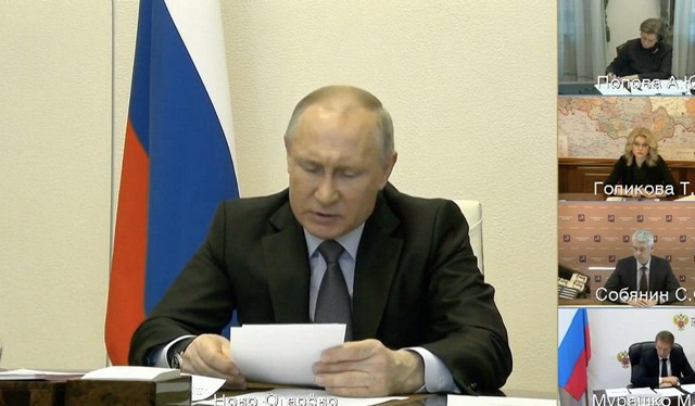 Владимир Путин о борьбе с коронавирусом: «При необходимости нужно задействовать средства Минобороны»