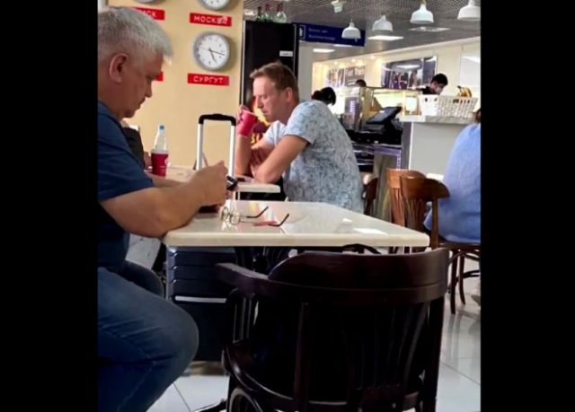 Алексей Навальный в коме