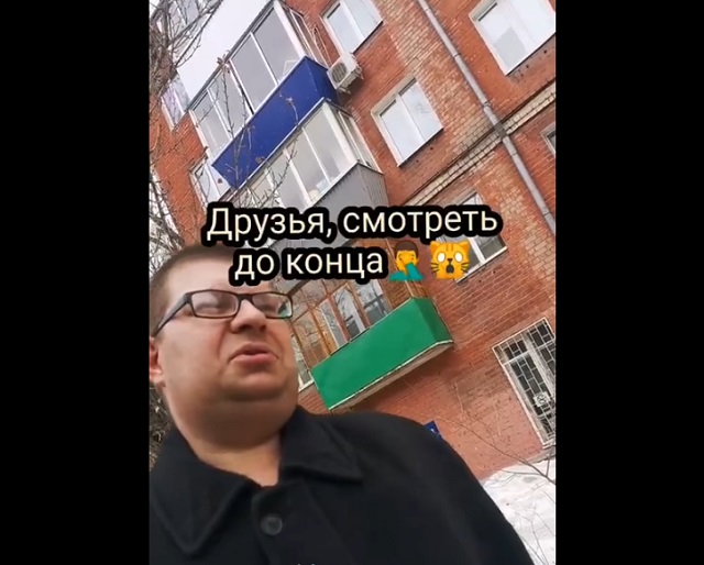 Странный мужчина, питающийся просроченной едой, рассказал, почему голосует за Владимира Путина