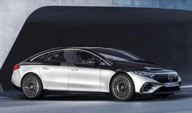 В Mercedes–Benz EQS владельцу даже не открыть капот