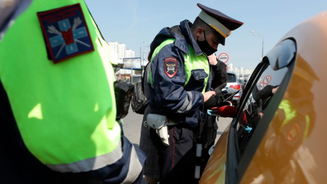 Госдума приняла закон о введении штрафов до 500 тысяч рублей и лишении свободы на срок до 3 лет для злостных нарушителей ПДД