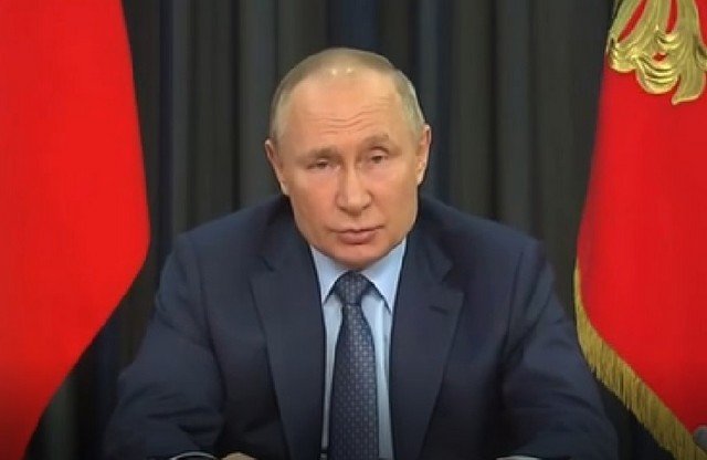 Владимир Путин рассказал о новом штамме "омикрон"