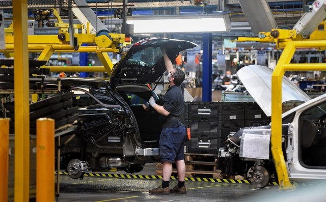 Компания Stellantis, владеющая 14 брендами, в том числе Citroën, Opel и Peugeot, приостановит производство в Калуге