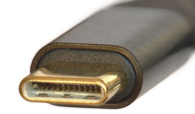 Евросоюз может утвердить единый стандарт зарядки для гаджетов на следующей неделе