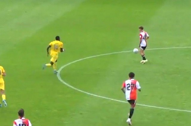 Месси и Роналду на минималках