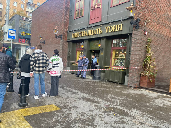 ⚡️Около клуба «16 тонн» на Пресненском валу произошла стрельба, сообщают СМИ.