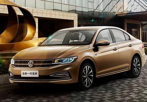 В Россию хлынули «параллельные» VW, Mazda и Chevrolet