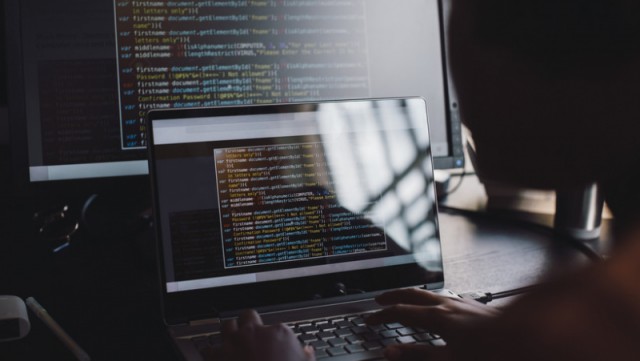 В России упростили процедуру трудоустройства и получения ВНЖ для иностранных IT-специалистов