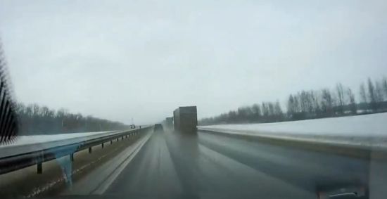 Умеет папа "взбодрить" семью