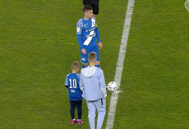 Жомбор Сенько - вратарь в Венгрии, которого захейтили за этот поступок