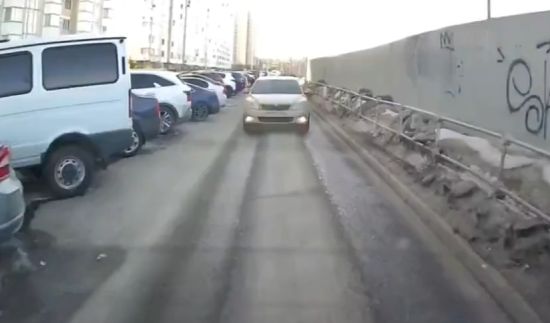 Ну вот чо ты тормозишь, а?!