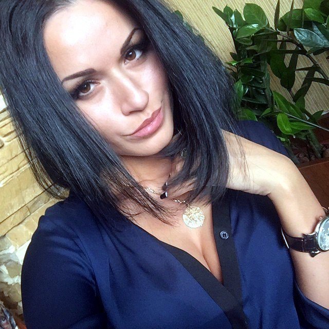 Откровенные фото девушек и женщин