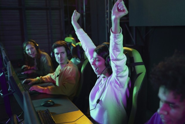 Компьютерные клубы в России: вчера, сегодня, завтра