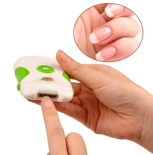 В Подмосковье 6-летний любитель экспериментов нашёл у мамы в ящике электрическую машинку для стрижки ногтей