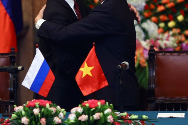 Вьетнам заявил, что будет вместе с Россией при любых условиях