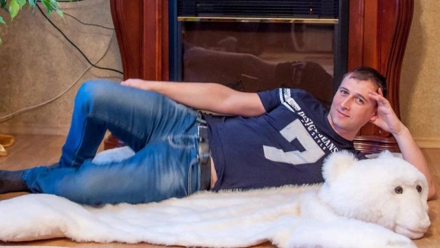 В Саратовской области местный житель возмутился наклейкой с буквой Z на автомобиле и потребовал её снять