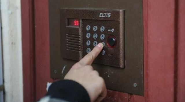 Россиян захотели оповещать о ЧС через домофоны