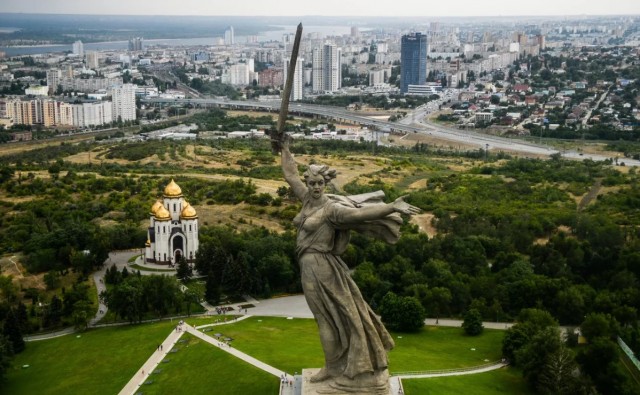 В Волгограде завели уголовное дело за осквернение памятника «Родина-мать»