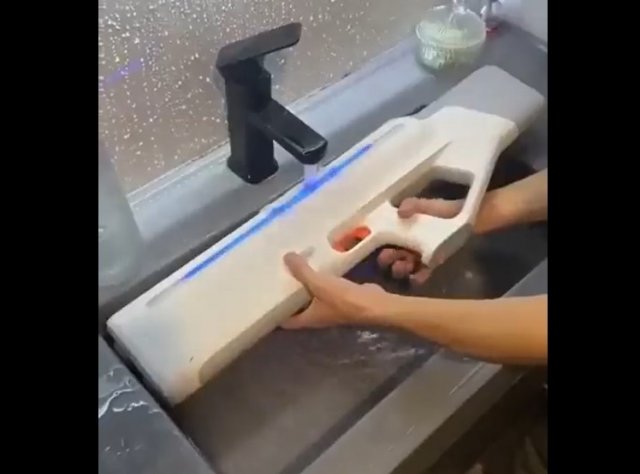 Вот это бластер