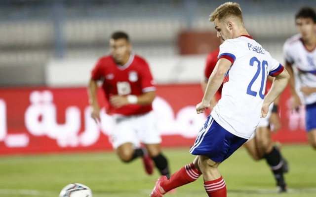 Сборная России проиграла олимпийской команде Египта, пропустив два мяча за четыре минуты