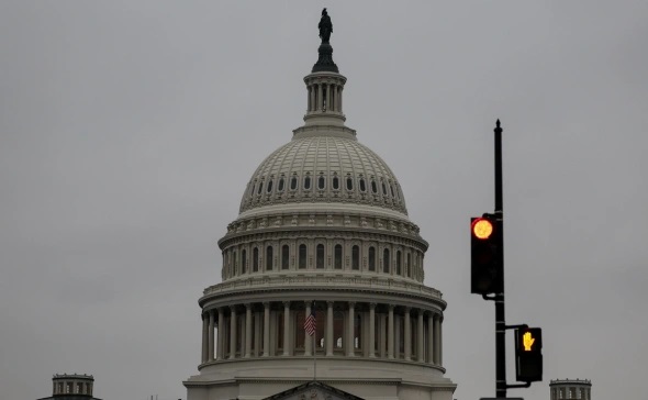 Госдолг США всего за три месяца вырос на $1 трлн и превысил $33 трлн!