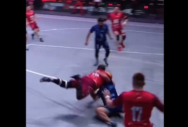 Что будет, если борьбу соединить с баскетболом