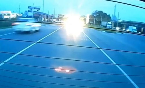 Красивое с обочечником