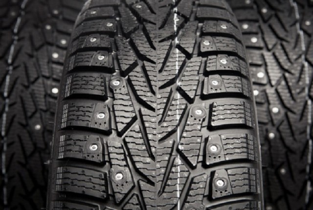 Цены на зимние шины за год выросли до 60%