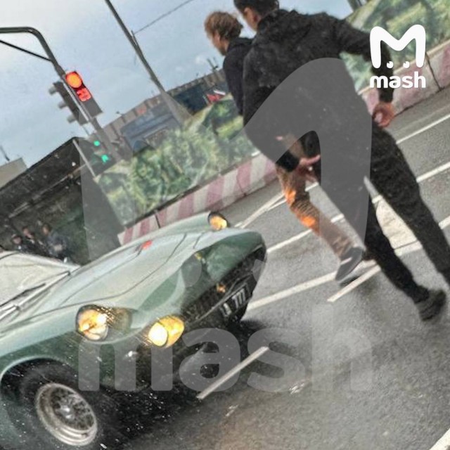 Раритетная Ferrari 365 GT 2+2 1967 года угодила в аварию около "Москвы-Сити"