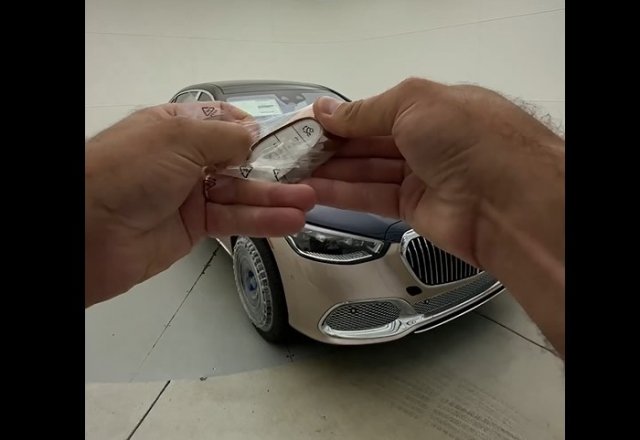 "Мерседес" за 65 миллионов