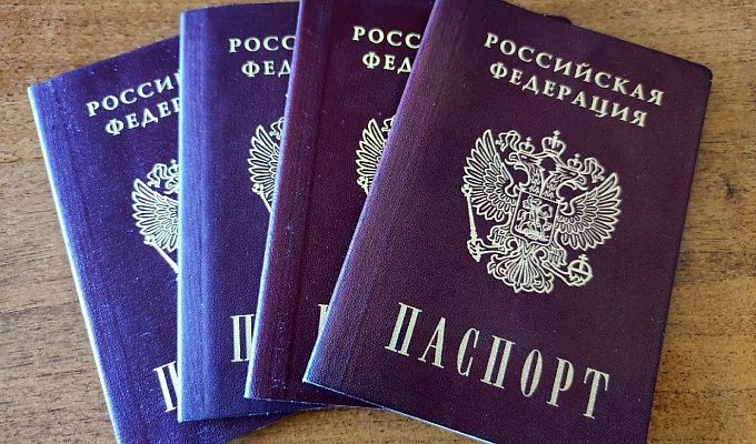 В России вступил в силу закон о прекращении гражданства за дискредитацию армии