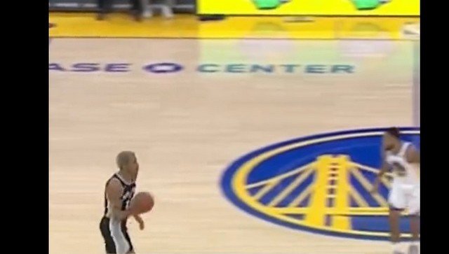 Когда у тебя рост 224 саниметра, то мало кто может тебя остановить