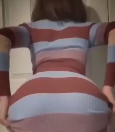 Практичное платье