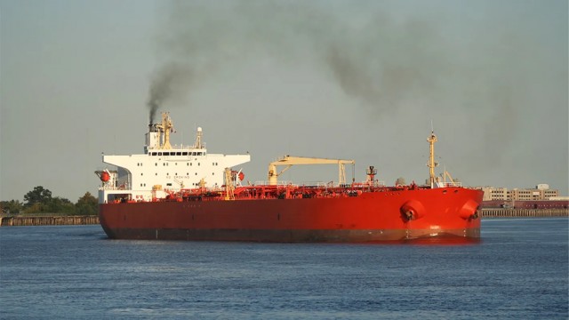 Иран задержал и возвратил танкер, который был изъят ранее американскими властями