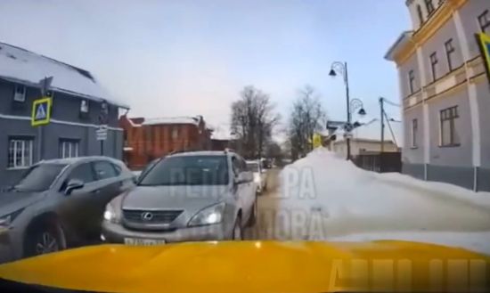 Клоун на встречке